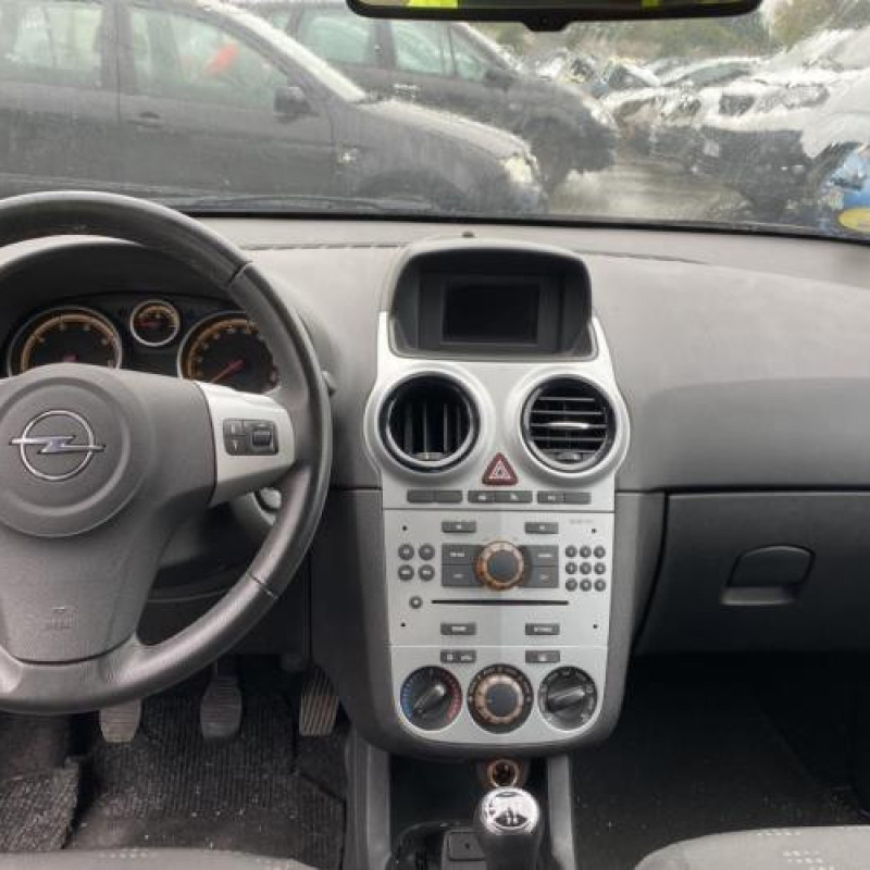 Plage arriere OPEL CORSA D Photo n°12