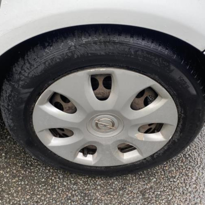 Plage arriere OPEL CORSA D Photo n°14