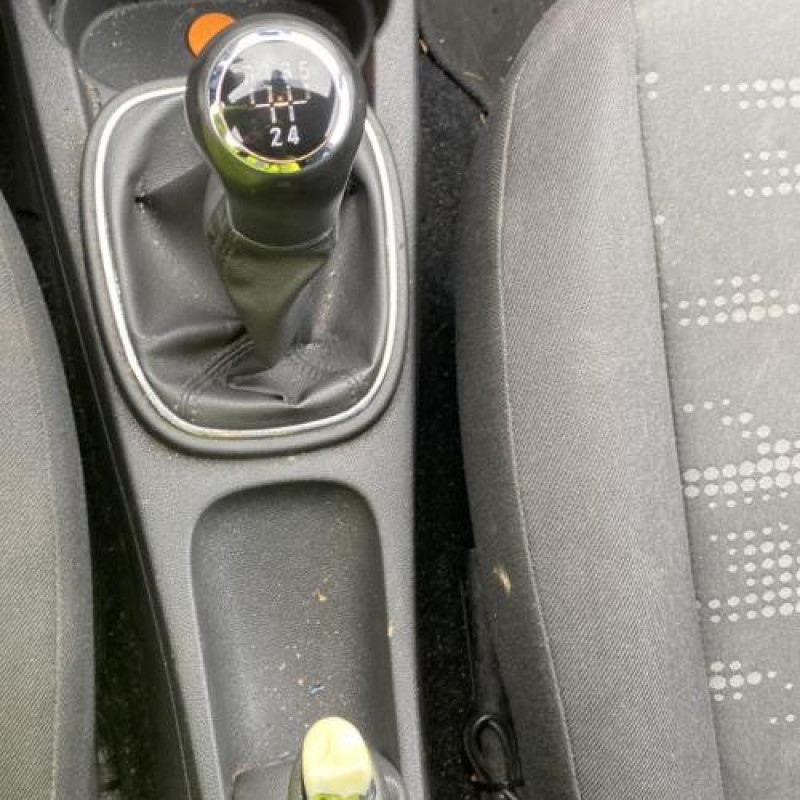 Plage arriere OPEL CORSA D Photo n°18