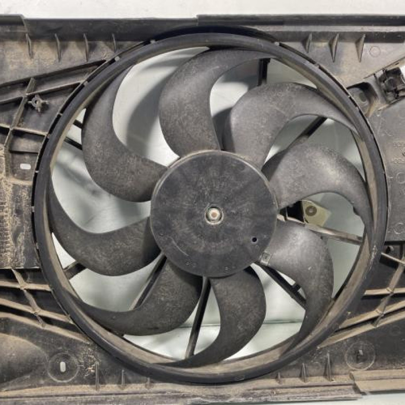 Moto ventilateur radiateur RENAULT CLIO 4 Photo n°3