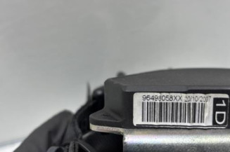 Pretensionneur de ceinture avant droit PEUGEOT 207