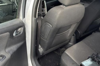 Pare choc avant PEUGEOT 207