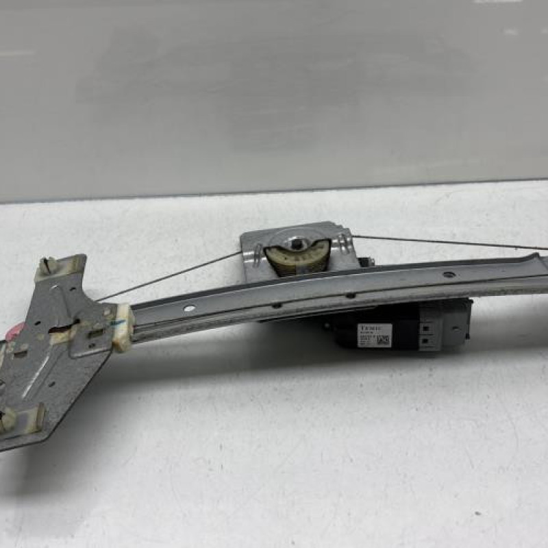 Leve vitre electrique arriere droit PEUGEOT 207 Photo n°4