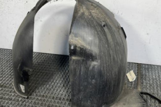 Pare boue avant gauche PEUGEOT 207