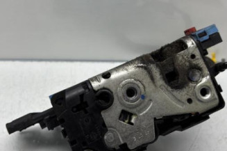 Serrure arriere droit PEUGEOT 207