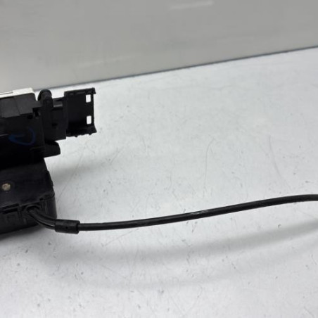 Serrure avant droit PEUGEOT 207