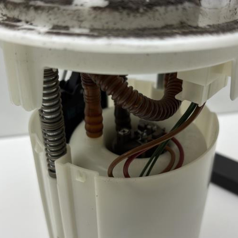 Pompe à carburant PEUGEOT 207 Photo n°6