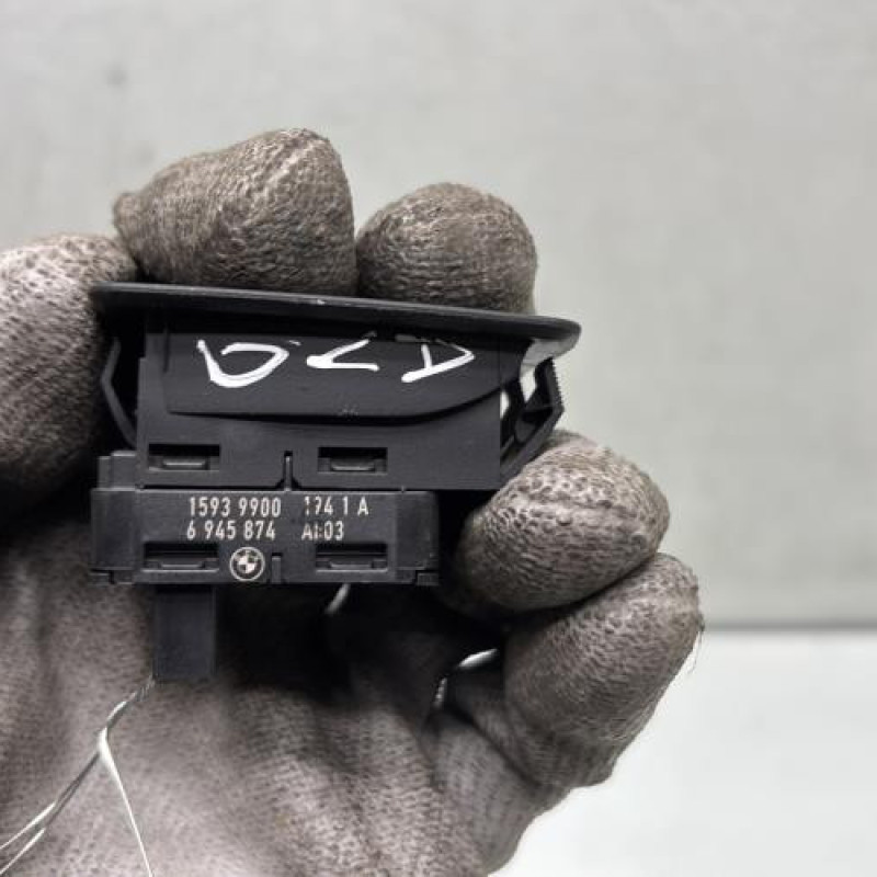Interrupteur de leve vitre avant droit BMW SERIE 3 E90 Photo n°4