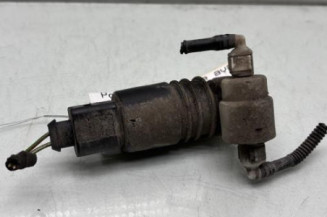Pompe lave glace avant VOLKSWAGEN TOURAN 2