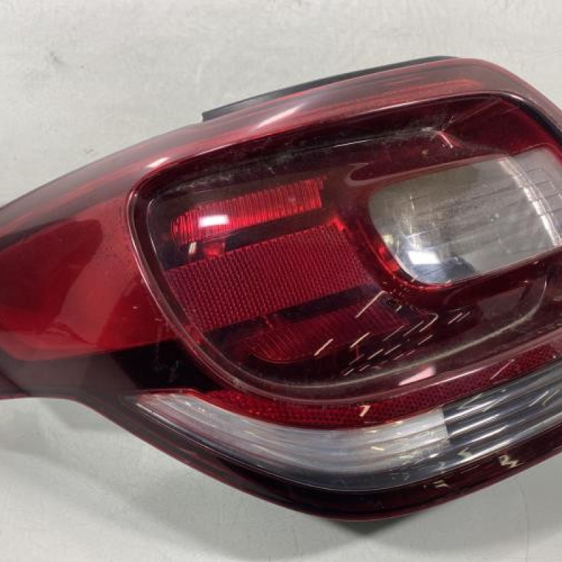 Feu arriere principal gauche (feux) CITROEN DS3 Photo n°2