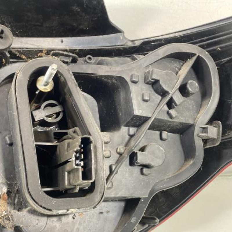 Feu arriere principal gauche (feux) CITROEN DS3 Photo n°3