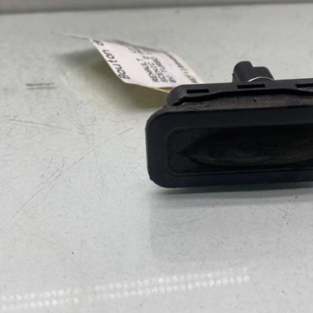 Bouton de coffre RENAULT SCENIC 2 Photo n°1