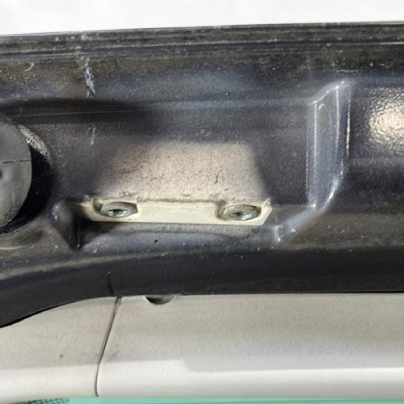 Malle/Hayon arriere CITROEN C8 Photo n°6