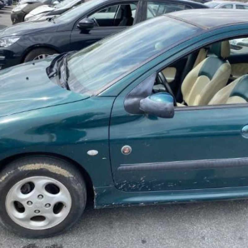 Pare choc arriere PEUGEOT 206 Photo n°19