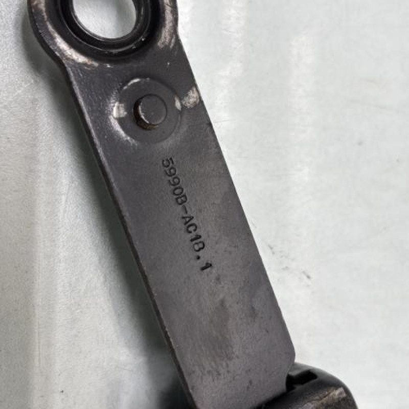 Attache ceinture avant gauche PEUGEOT 206 Photo n°4