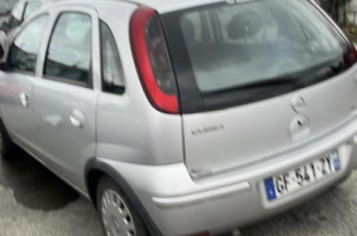 Pare choc arriere OPEL CORSA C