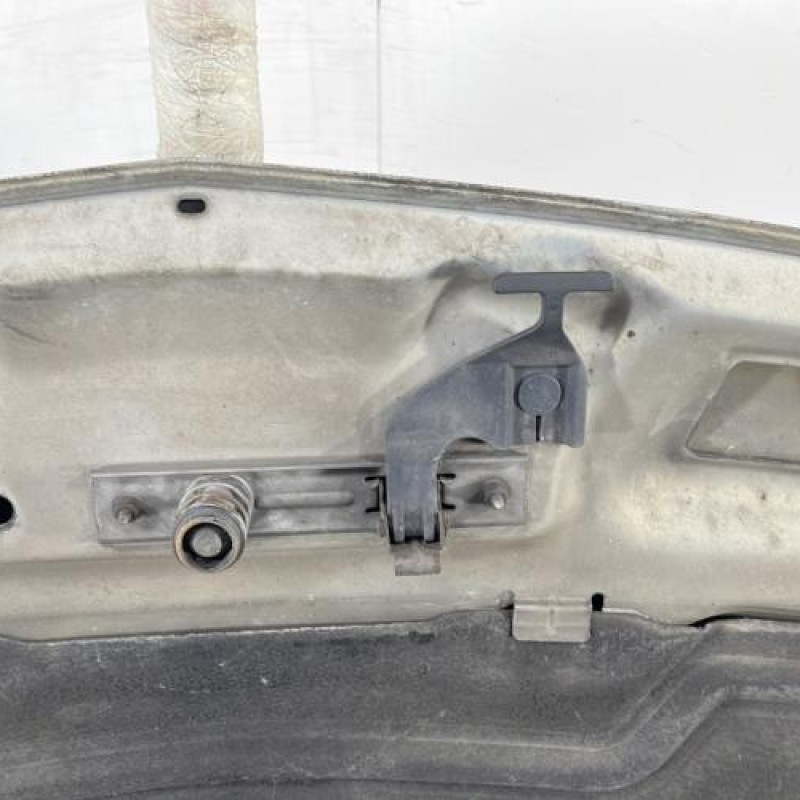 Capot RENAULT CLIO 2 Photo n°6