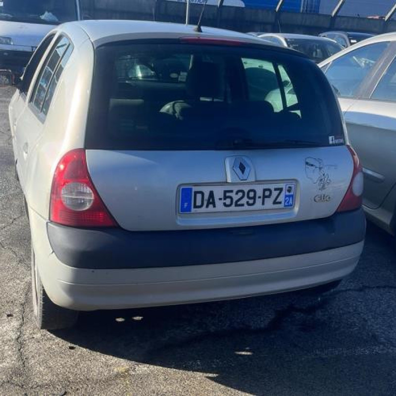 Capot RENAULT CLIO 2 Photo n°15