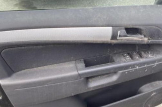 Bras essuie glace avant gauche OPEL ZAFIRA B