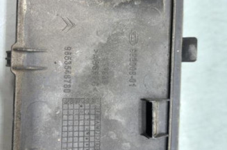 Anti brouillard arriere gauche CITROEN C4 PICASSO 1