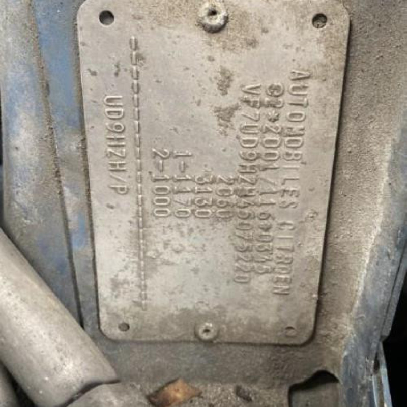 Anti brouillard arriere gauche CITROEN C4 PICASSO 1 Photo n°19