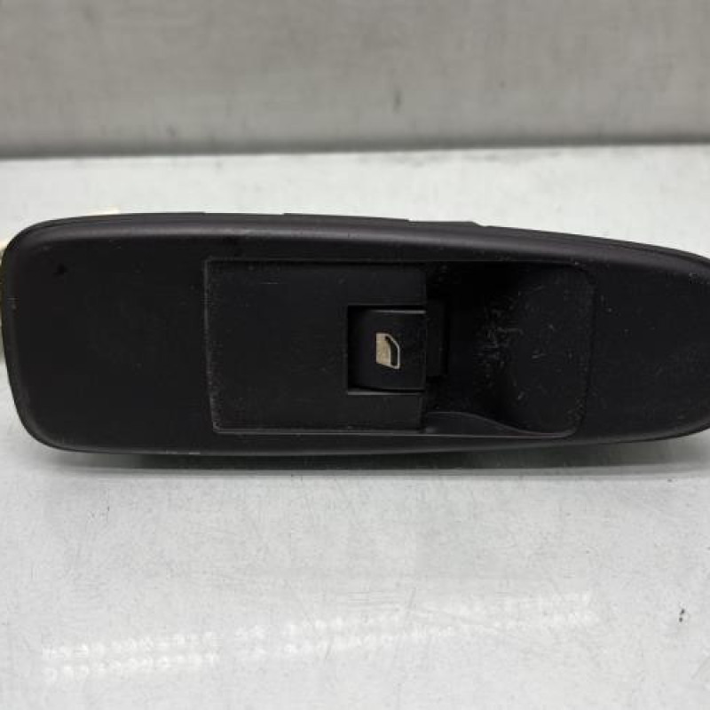 Interrupteur de leve vitre avant droit CITROEN C4 PICASSO 1 Photo n°1