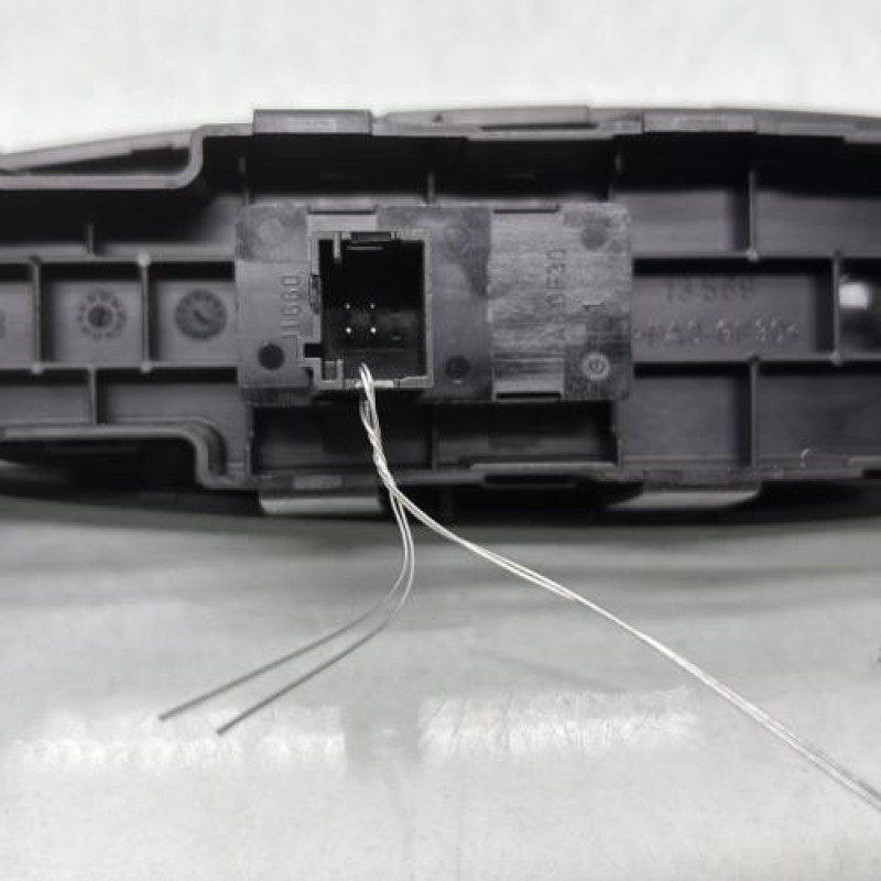 Interrupteur de leve vitre avant droit CITROEN C4 PICASSO 1 Photo n°5