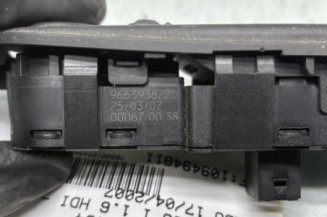 Interrupteur de leve vitre avant gauche CITROEN C4 PICASSO 1