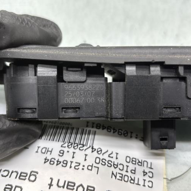 Interrupteur de leve vitre avant gauche CITROEN C4 PICASSO 1 Photo n°4