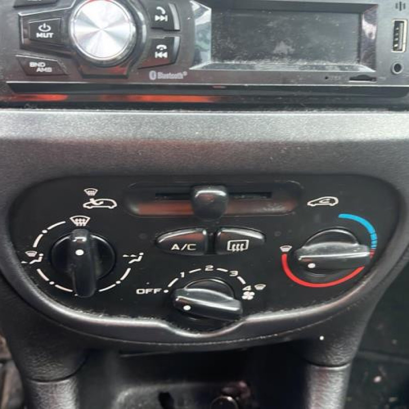 Boitier air bag PEUGEOT 206 Photo n°8