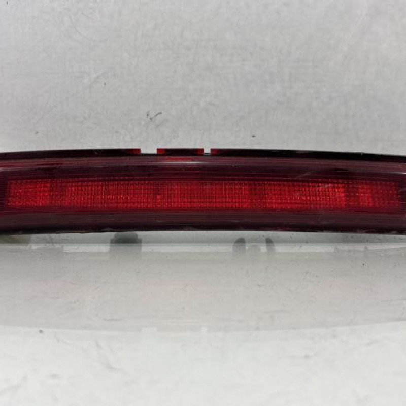 Feu arriere stop central RENAULT MEGANE 4 Photo n°1