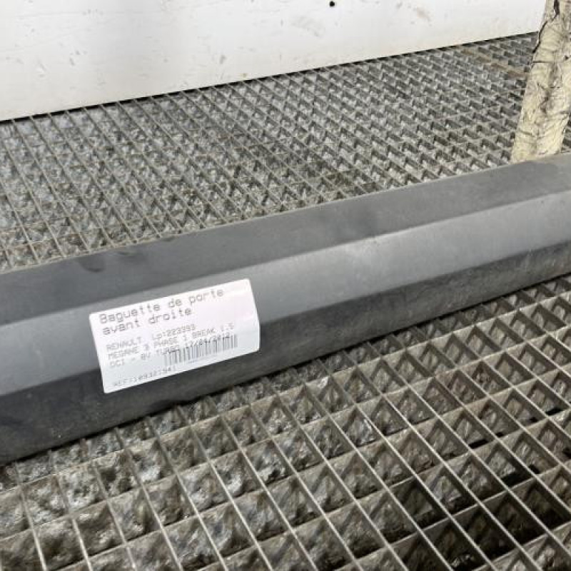 Baguette de porte avant droite RENAULT MEGANE 3 Photo n°2