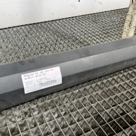 Baguette de porte avant droite RENAULT MEGANE 3