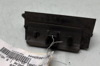 Bouton de coffre PEUGEOT 407