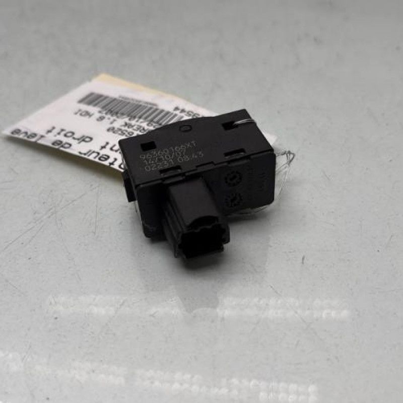 Interrupteur de leve vitre avant droit PEUGEOT 407 Photo n°2