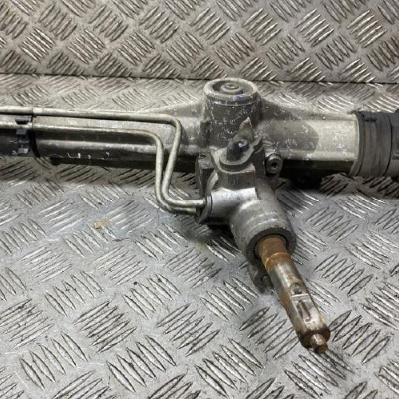 Cremaillere assistee PEUGEOT 407 Photo n°4