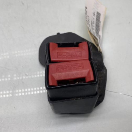 Attache ceinture arriere droit RENAULT CLIO 2 Photo n°1