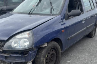 Attache ceinture arriere droit RENAULT CLIO 2