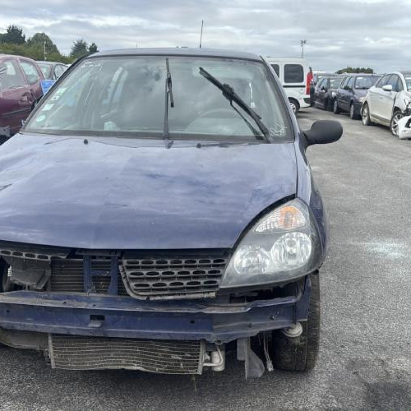 Attache ceinture arriere droit RENAULT CLIO 2 Photo n°11