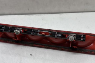 Feu arriere stop central PEUGEOT 308 1