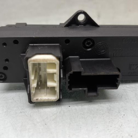 Bouton de warning ALFA ROMEO 159