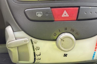 Interrupteur de leve vitre avant gauche PEUGEOT 107