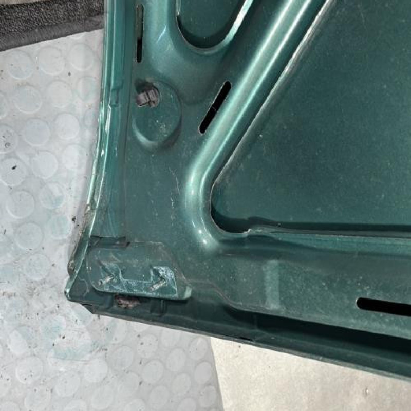 Capot RENAULT TWINGO 1 Photo n°8