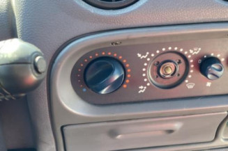 Leve vitre electrique avant gauche RENAULT TWINGO 1