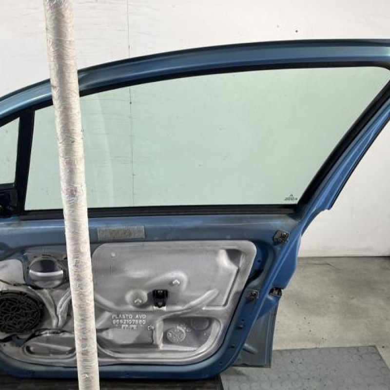 Porte avant droit CITROEN C3 1 Photo n°6