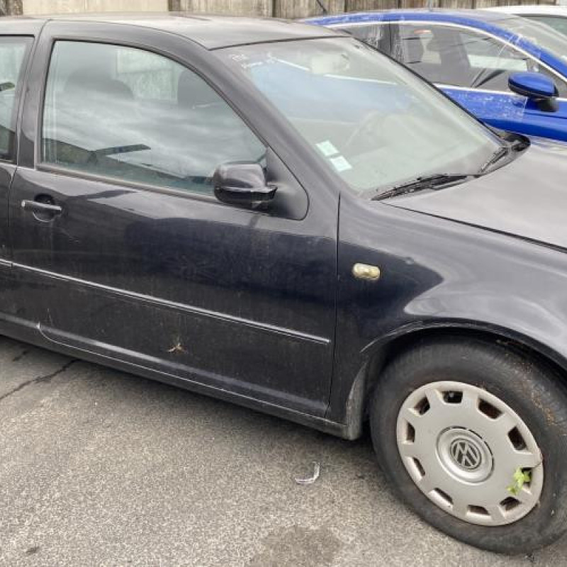 Calandre VOLKSWAGEN GOLF 4 Photo n°11
