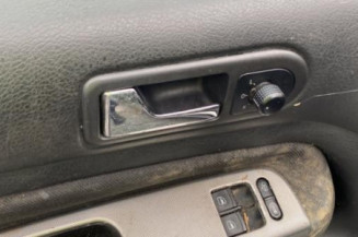 Optique avant principal droit (feux)(phare) VOLKSWAGEN GOLF 4