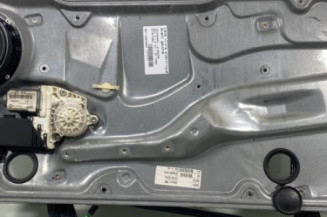 Leve vitre electrique avant gauche VOLKSWAGEN GOLF 4 Photo n°1