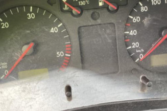 Vitre avant droit VOLKSWAGEN GOLF 4