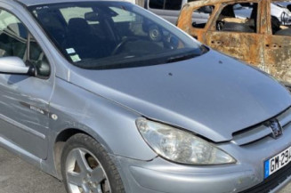 Pare choc arriere PEUGEOT 307
